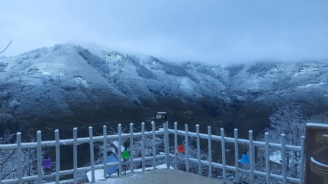 Ordu’da İlkbaharda Kar Sürprizi