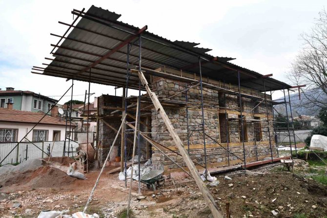 Tarihi Mescid Gün Yüzüne Çıkıyor