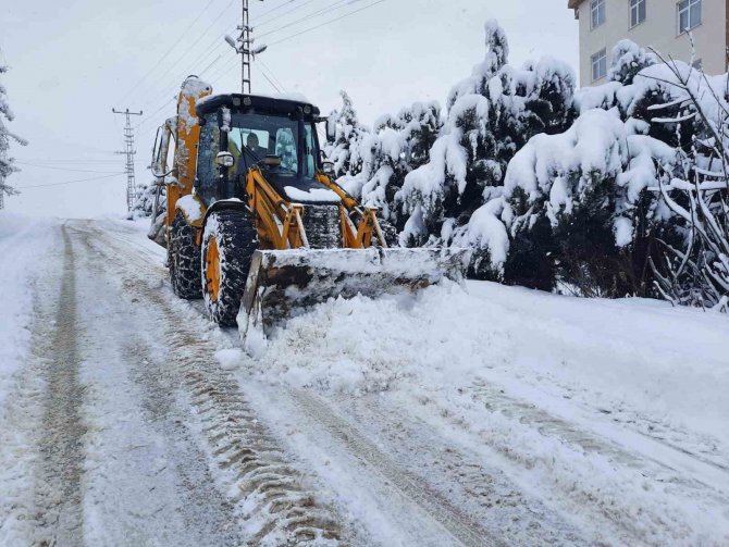 Mart Kapıdan Baktırdı: Samsun’un Yüksekleri Bembeyaz