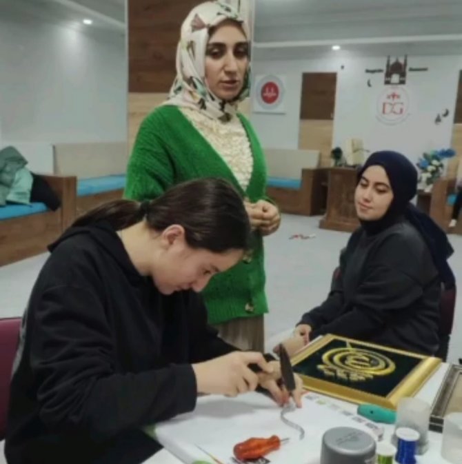 Simavlı Gençler Filografi Çalışması Yaptı