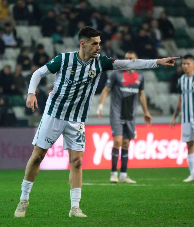 Giresunspor’dan Üç Futbolcu Milli Mesaide