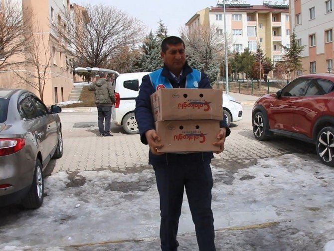 Erciş Belediyesinden Depremzede Ailelere Gıda Desteği