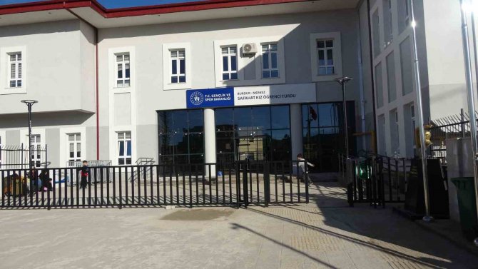 Elektrik Sigortası Patladı, 2 Teknisyen Hafif Yaralandı
