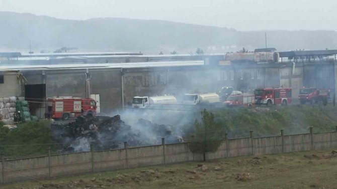 Deprem Bölgesinde Fabrika Yangını