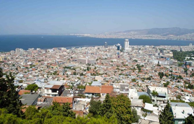 İ̇zmir’de Konut Satışları Yüzde 9,8 Azaldı