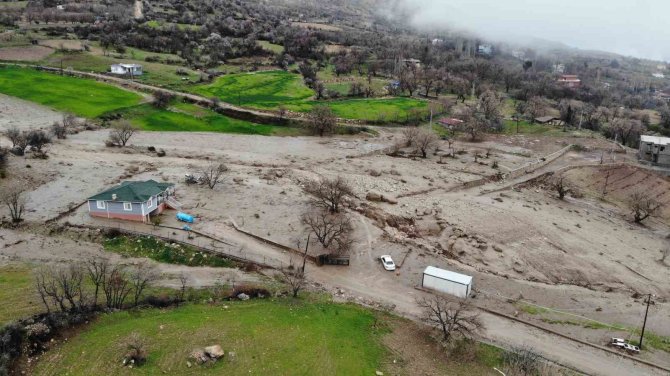 Kayıp 2 Kişinin Arama Çalışması Dron İle Görüntülendi