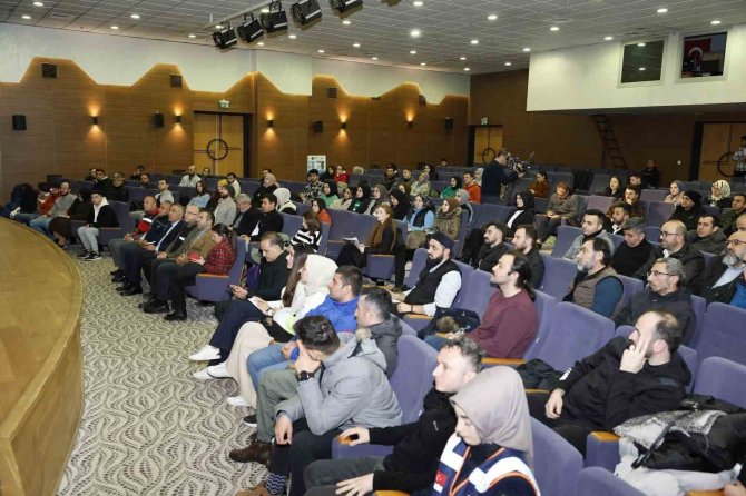 Sultangazi’de Afad Gönüllülük Eğitimi
