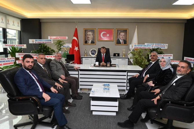 Ak Parti Çorum İ̇l Başkanlığında Devir Teslim Töreni