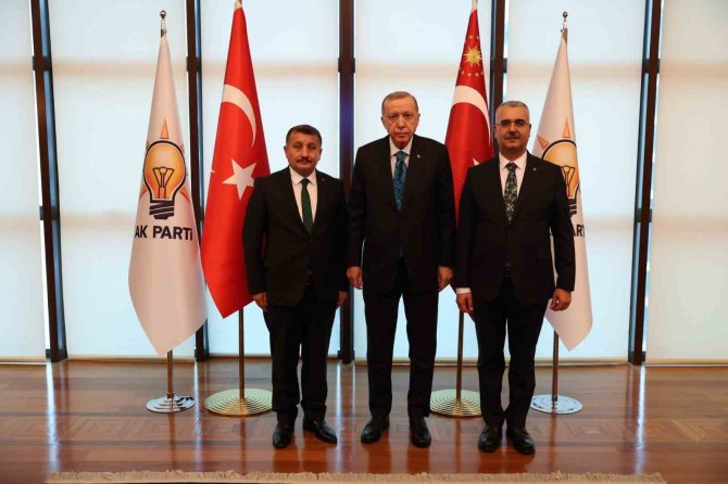 Ak Parti Çorum İ̇l Başkanlığında Devir Teslim Töreni