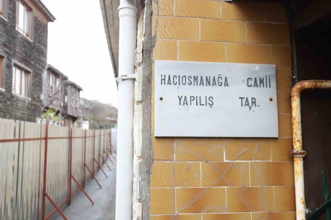 Tarihi Hacı Osmanağa Camii’nin Restorasyon Çalışmaları Başladı