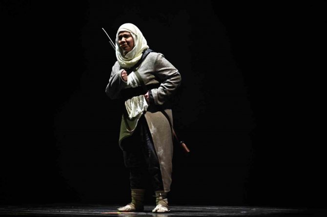 Bursa’da Kahramanlıklarıyla Tarihe Damga Vuran Türk Kadınları Vefa Gecesinde Anıldı