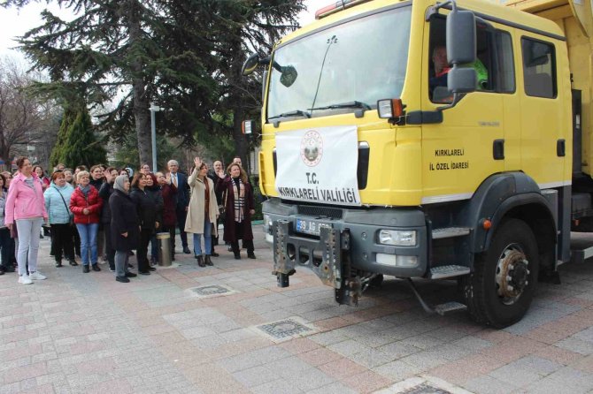 Kırklareli’nden Deprem Bölgesine Uyku Tulumu Desteği