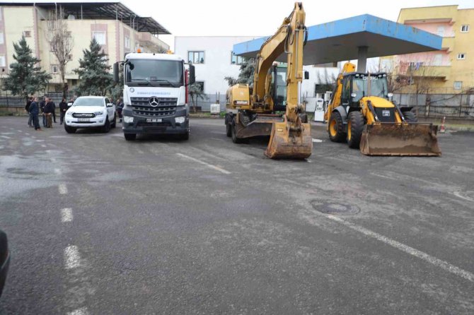 Di̇ski̇’den Selden Zarar Gören Şanlıurfa’ya Araç Ve Personel Desteği