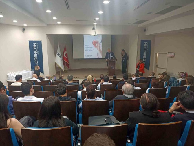 Depremde Hayatını Kaybeden 448 Doktor Ve Sağlık Çalışanı, Esenyurt’ta Anıldı