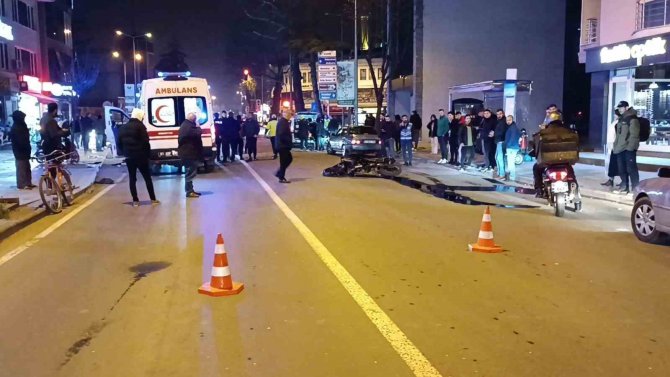 Motosiklet İle Arazi Aracı Çarpıştı: 1 Yaralı
