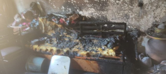 Gönen’de Evde Çıkan Yangın Maddi Hasara Yol Açtı