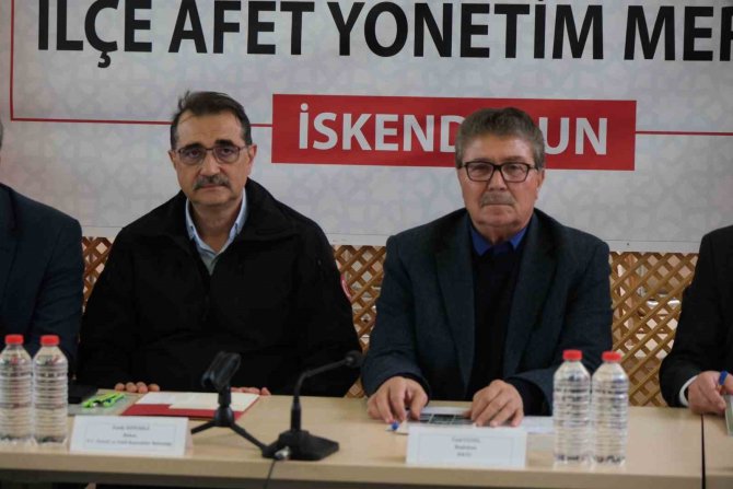 Kktc Başbakanı Ünal Üstel: “Bugün Değilse Ne Zaman Anavatanımızın Yanında Olacağız”