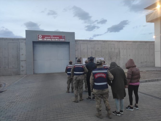 Iğdır’da İş Adamına Uygunsuz Görüntülerle Şantaja Suçüstü