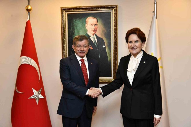 İ̇yi̇ Parti Lideri Akşener, Gelecek Partisi Genel Başkanı Davutoğlu İle Bir Araya Geldi