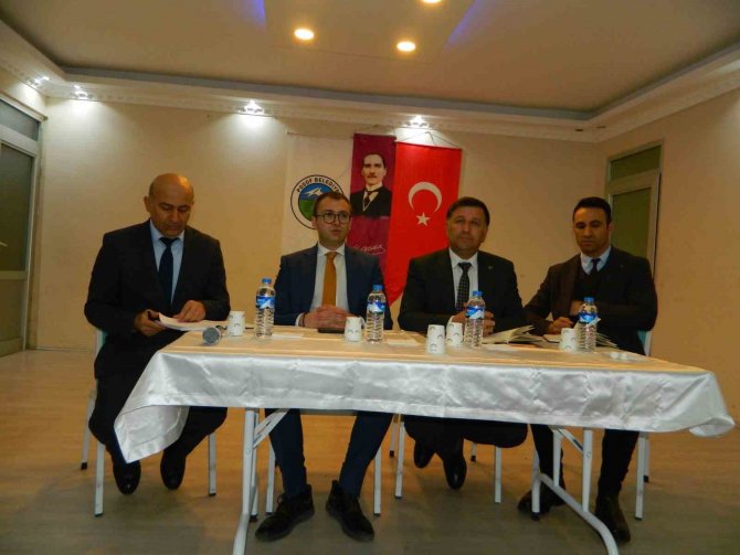 Posof’tan Depremzedelere Yardımlar Devam Ediyor