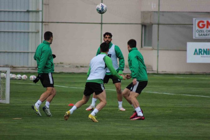 Aleksandar Stanojevic: “Yüzde 100 Performansımızı Ortaya Koyacağız”