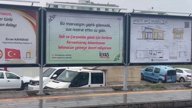 Sevdiği Kadınla Ayrılınca Sevgilisinin En Sevdiği Yemeği İlçeye Ismarladı