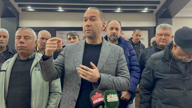 Depremde Evleri Hasar Gören Niğdeliler, Belediye Başkanı İle Görüştü