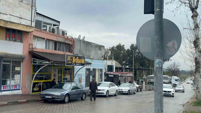 Adana’da Yol Verme Tartışmasında 1 Kişi Silahla Vurularak Öldürüldü