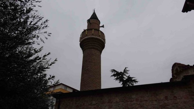 Anadolu’nun İlk Camilerinden, 9 Asırdır Tek Tuğlası Bile Oynamadı