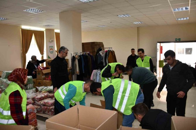 İ̇znik’ten Afet Bölgesine Destekler Sürüyor