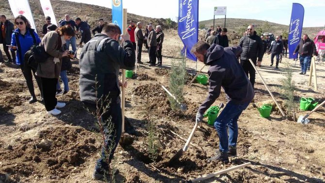 Enerjisa Üretim’den, 18 Mart Çanakkale Zaferi Ve Şehitleri Anma Günü Dolayısıyla Fidan Dikimi