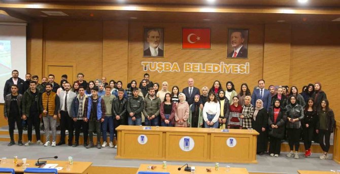 Başkan Akman’dan Yks Hazırlık Kursu Öğrencilerine Sınav Ücreti Müjdesi