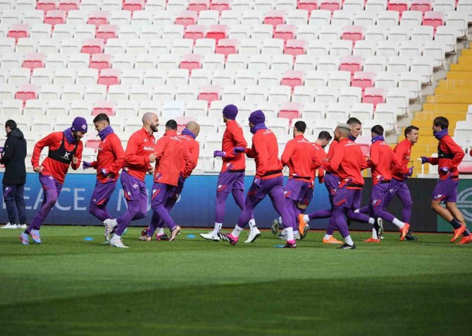 Fiorentina, Sivasspor Maçı Hazırlıklarını Tamamladı