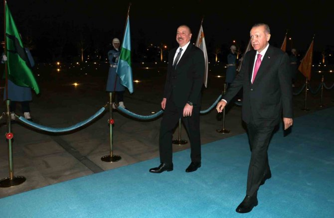 Uefa Avrupa Konferans Ligi: Medipol Başakşehir: 1 - Gent: 4 (Maç Sonucu)