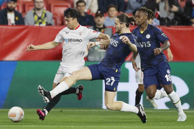 Fenerbahçe, Kadıköy’de Çeyrek Final İçin Mücadele Edecek