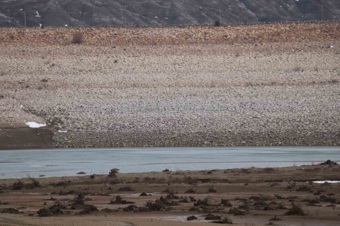 Prof. Dr. Cebeci: “Yağmur Suları Depolanmalı”