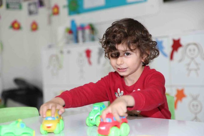 Yüreğir Belediyesi Kreşleri Hizmete Başladı