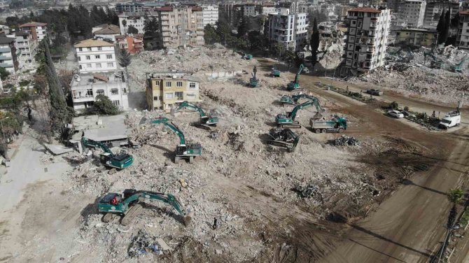 Hatay’daki Enkaz Kaldırma Çalışmaları Havadan Görüntülendi