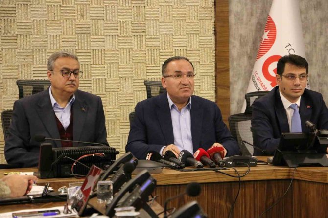 Adalet Bakanı Bozdağ: “Bugüne Kadar Bin 219 Şüpheli Hakkında Adli İşlem Başlatıldı, Bunlardan 284 Şüpheli Tutuklandı”