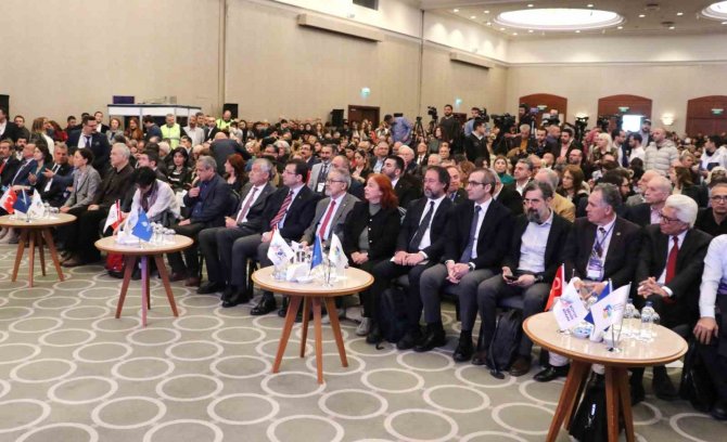 Prof. Dr. Naci Görür: “Adana Havzası Deprem Levhasına Yakın”