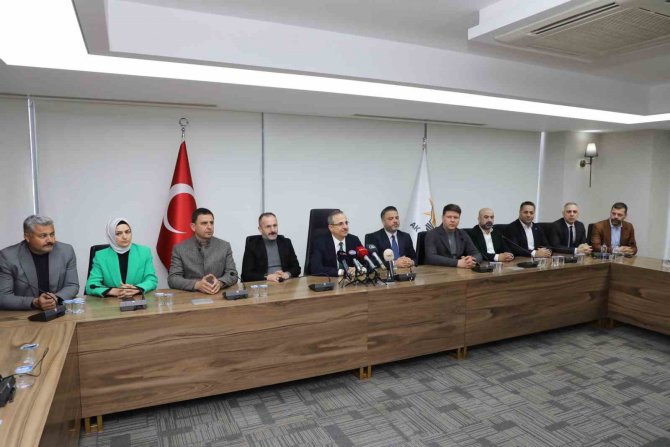 Ak Parti’li Sürekli, Milletvekilliği Adaylığı İçin İstifa Etti