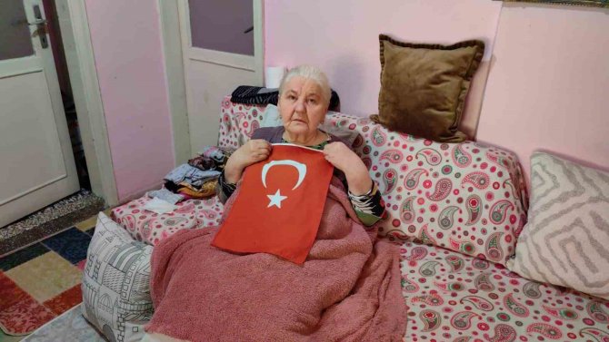 Bursa’da Yaşadığı Halde Resmi Kayıtlarda Ölü Olarak Gözüküyor