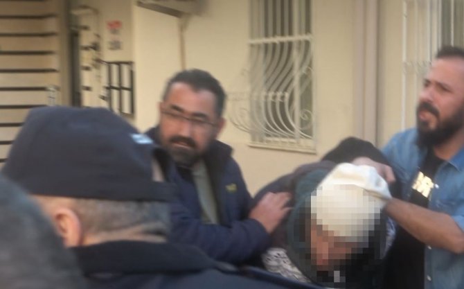 Teyze Ve Kuzenlerini Bıçakla Yaralayıp, 10 Yaşındaki Yakınını Öldüren Cinayet Zanlısı: “Beni Zehirlemeye Çalışıyorlardı”
