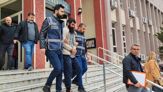 ‘Kuyu Cinayeti’ Firarisi 12 Yıl Sonra İ̇zmir’de Yakalandı