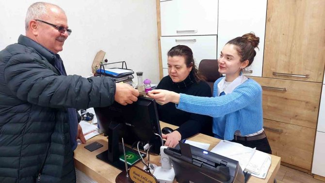 Edremit Ticaret Odası’nda Bir Ay İçinde 150 Dijital Ehliyet İşlemi Yapıldı
