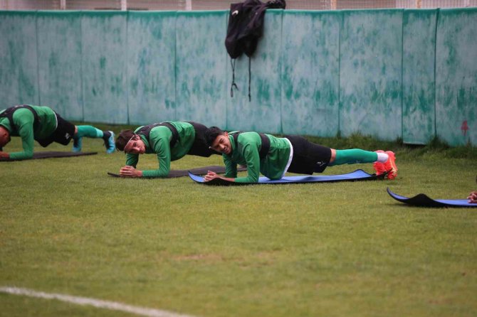 İ̇smet Taşdemir: “Elimizden Ne Geliyorsa Çıkıp Oynayacağız”