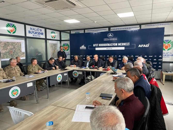 Bakan Bilgin: “Deprem Felaketinin Meydana Getirdiği Sorunları Aşmak İçin Türk Devleti Elinden Gelen Her Şeyi Yapıyor”