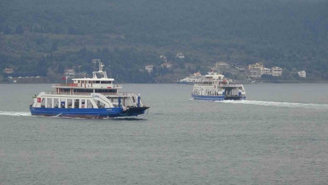 Bozcaada Ve Gökçeada’ya Yarınki Feribot Seferlerine Fırtına Engeli