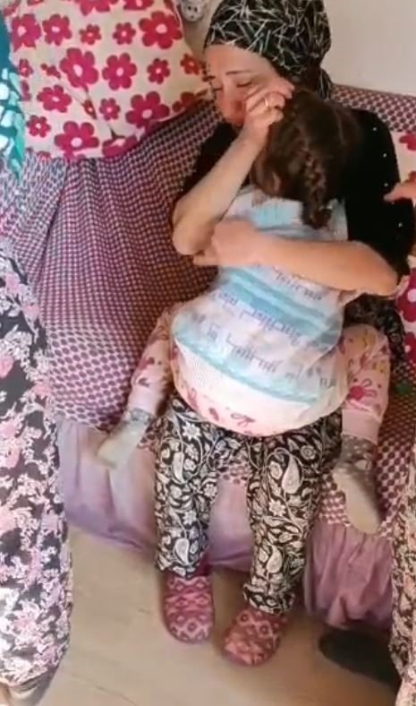 Annesine Gitmek İstemeyen Çocukların Gözyaşları Yürekleri Dağladı