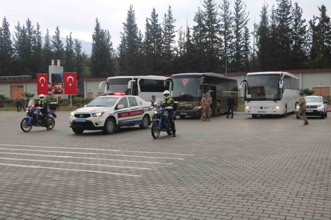 Deprem Bölgesinde Görevini Tamamlayan Komandolar Uğurlandı